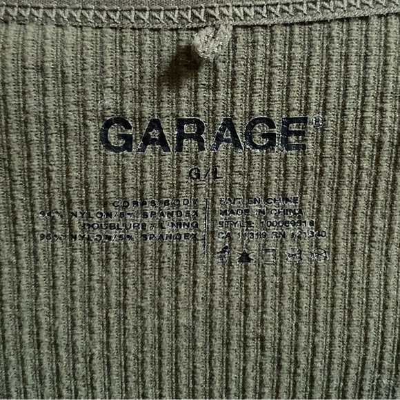 Garage long sleeve crop top - Picture 3 of 3
